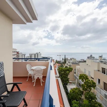 Madeira Sunny Penthouse *