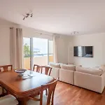 Madeira Sunny Penthouse アパート フンシャル